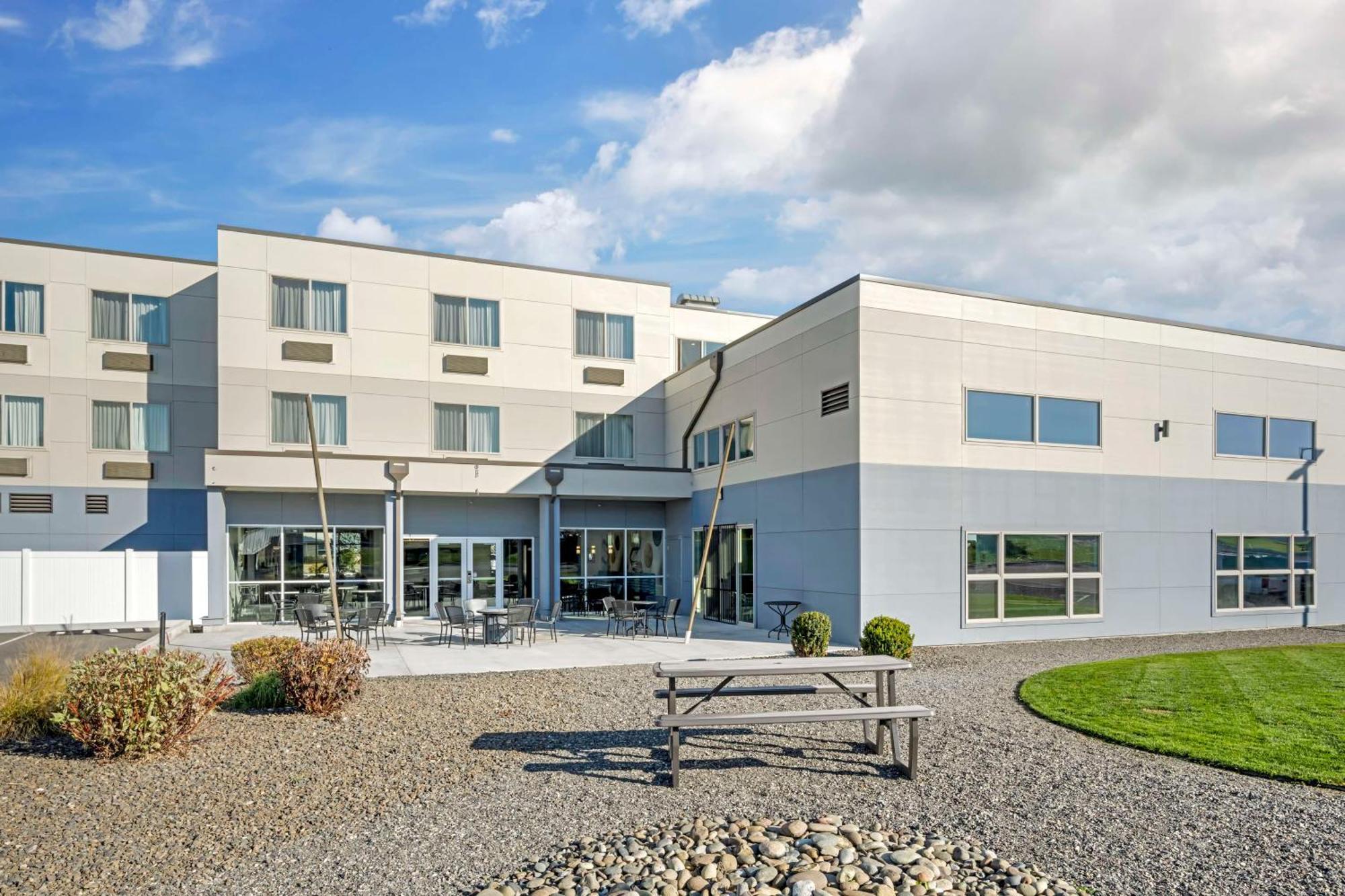 Best Western Plus The Inn At Hells Canyon Clarkston Экстерьер фото