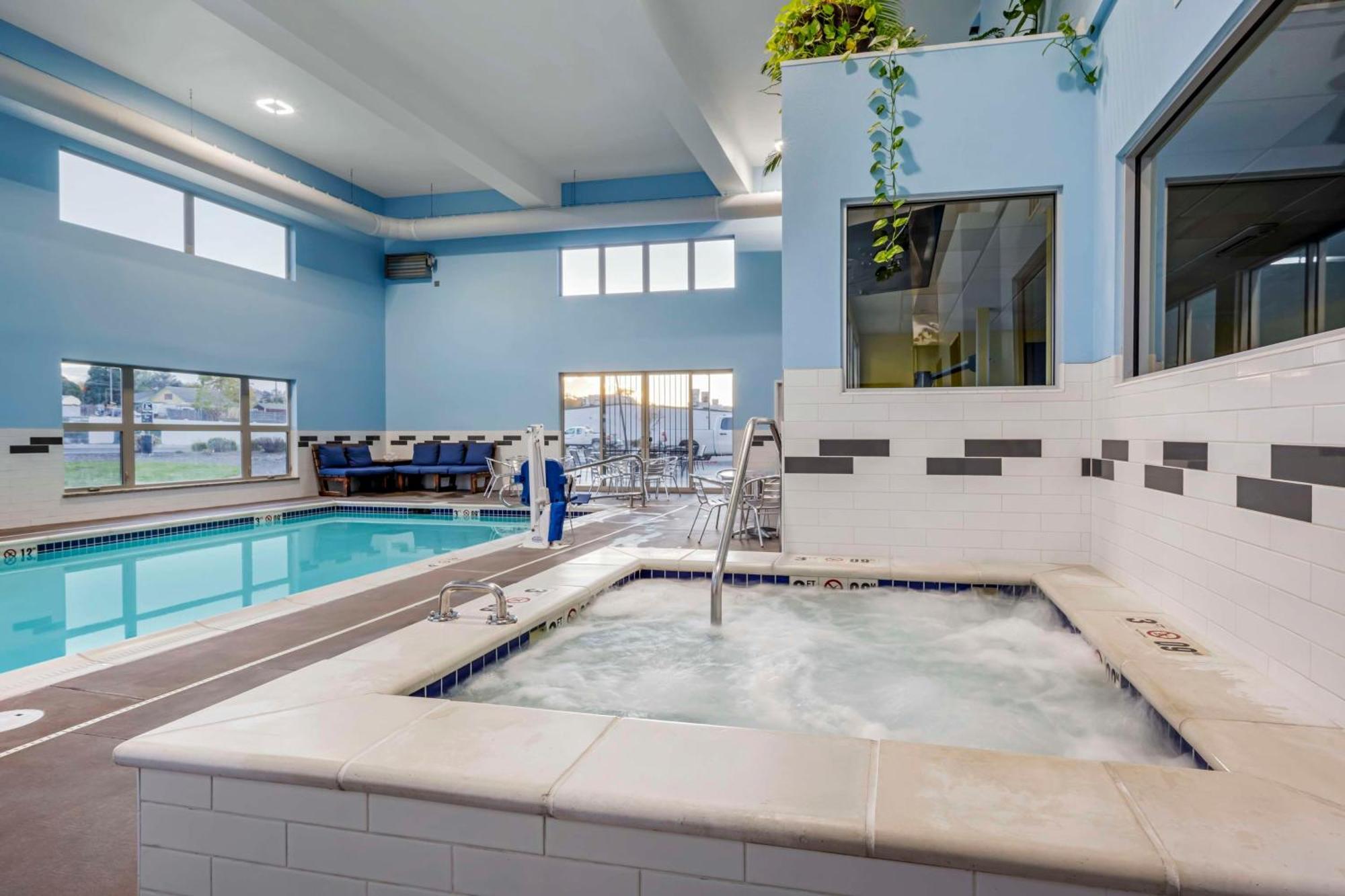 Best Western Plus The Inn At Hells Canyon Clarkston Экстерьер фото
